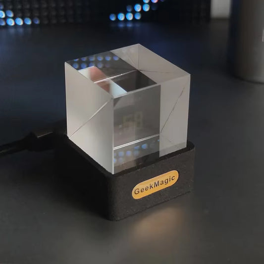 Crystal Cube -  Holographic Display